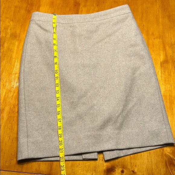 J. Crew The Pencil Skirt Tan Wool Blend Old Money Quiet Luxury Office Siren - Picture 5 of 9